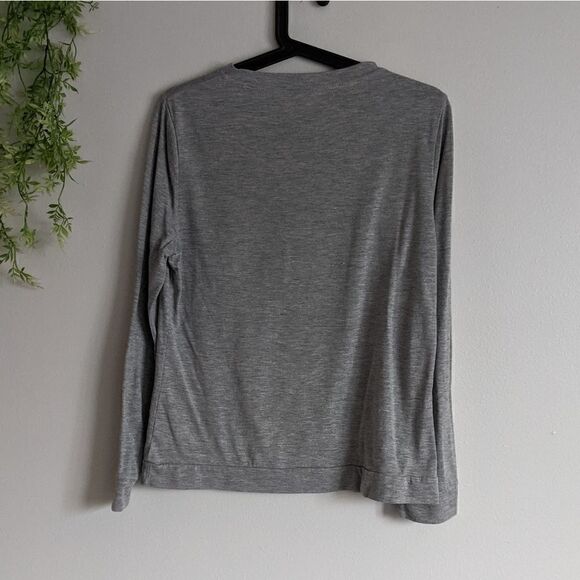 Queen Crown Gray Long Sleeve Tee - Picture 5 of 8